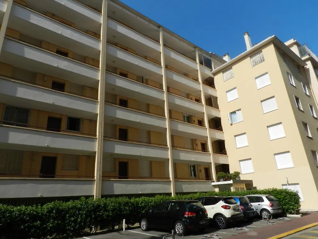 Apartment 82 Cannes