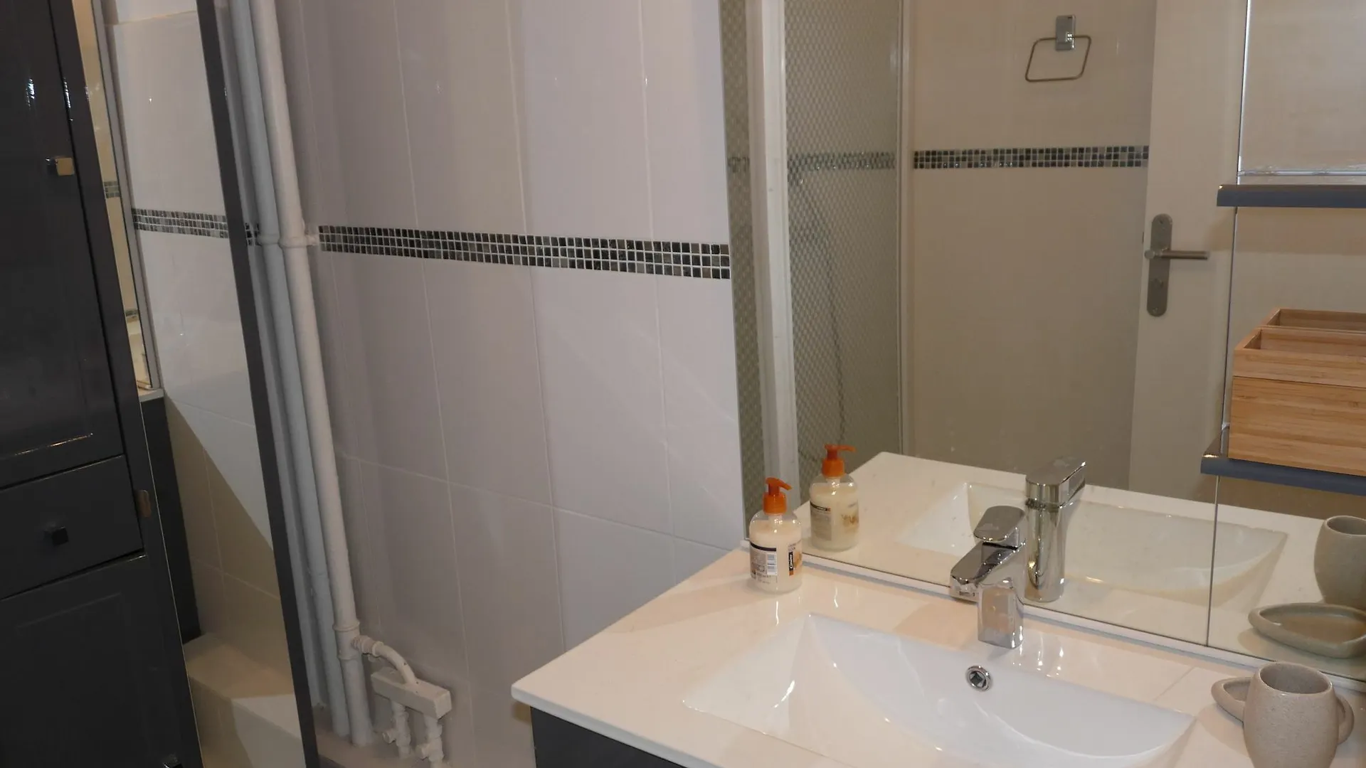 Apartment 82 Cannes